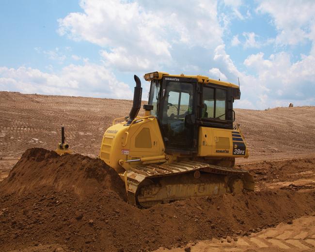 KOMATSU D39PX-24