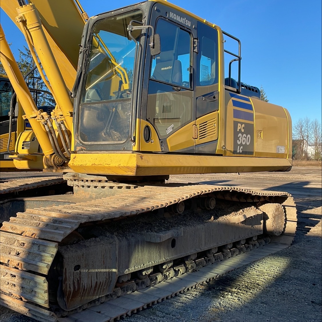 KOMATSU PC360 LC10