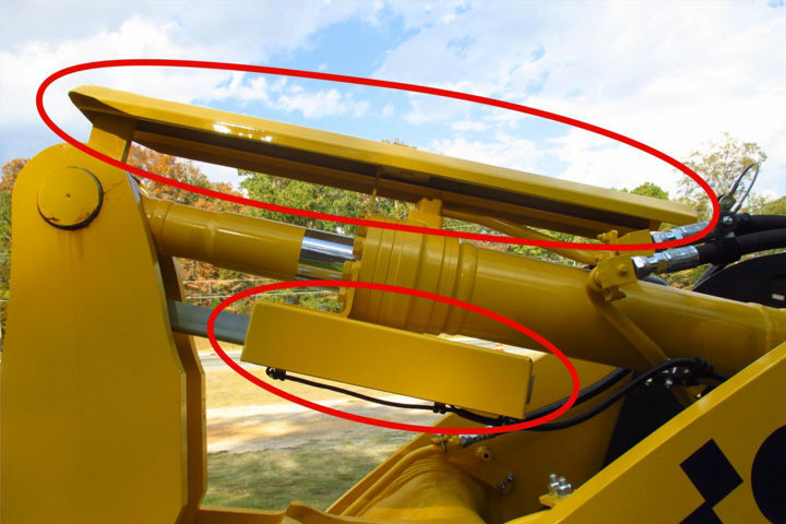 Bucket cylinder guard