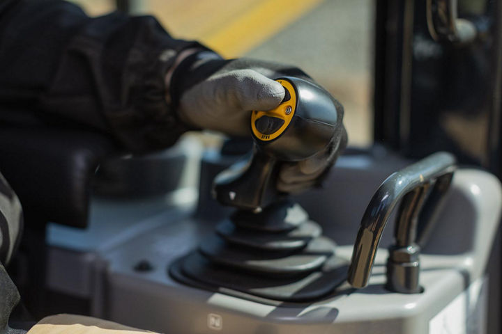 Palm command control system lever